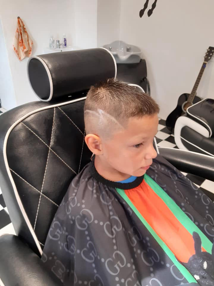 Romano Gentleman Holičství Kadeřnictví Jablonec nad Nisou Barber